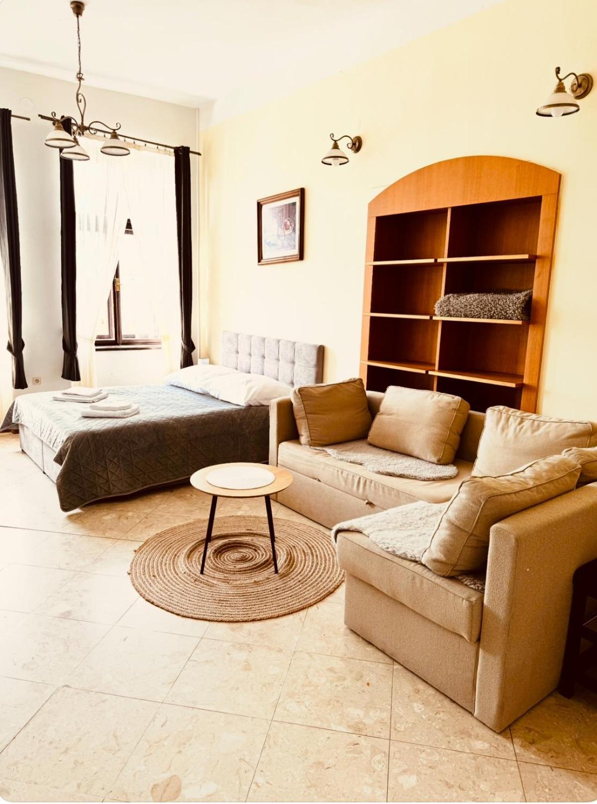 Studia Maxim Apartment Frydek-Mistek Luaran gambar